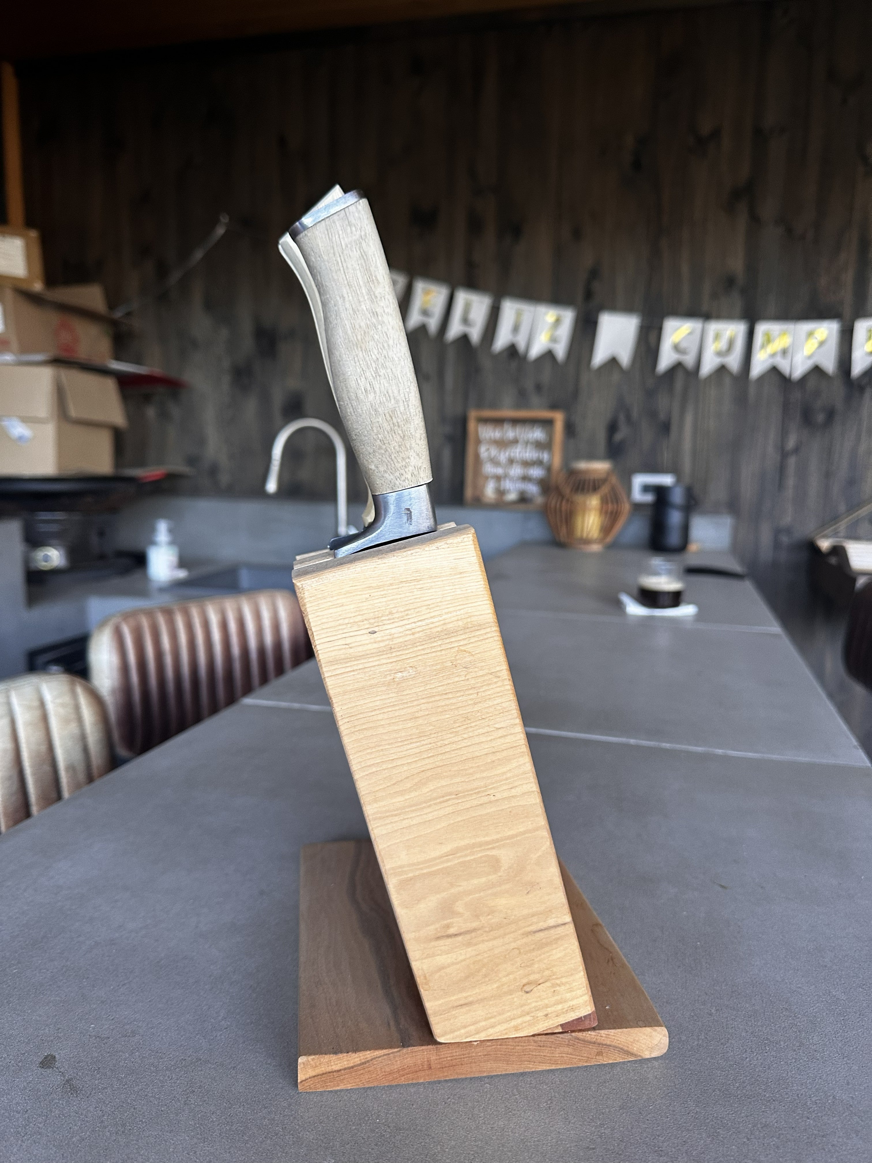 Guardabosque - Porta Cuchillos Artesanal de Madera Nativa